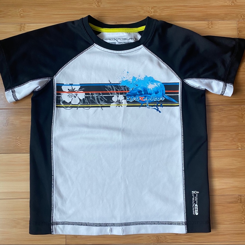 ZeroXposur Black and White Rash Guard Size Medium